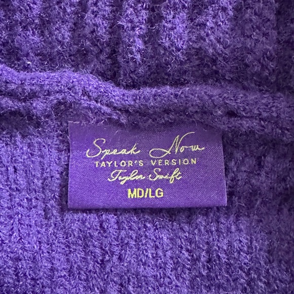 Taylor Swift Speak Now TV Taylor's Version Cardigan Purple Gold Stars Size MD/LG - Picture 8 of 16